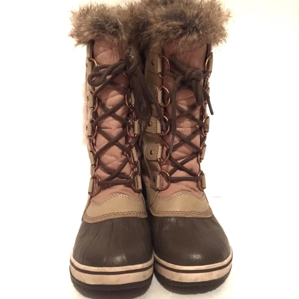 SOREL - Women's Tofino II Waterproof Insulated Winter Boot with Faux Fur Cuff 6